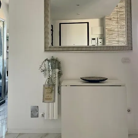 Bellavista Apartment *