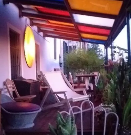 With Terrace And Loft With Garden In Naviglio Pavese ゲストハウス ミラノ