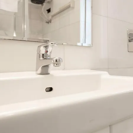 Luna Homes - In Corso Sempione Апартаменты *