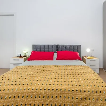 Liberty House, In Stile Retro! Apartman Milánó