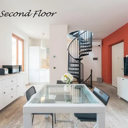 Appartement Heart Centre Navigli 3 Levels Milan