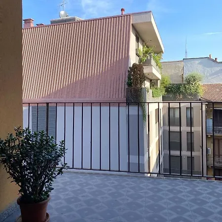 Διαμέρισμα Chic Design Flat - Center & Balcony