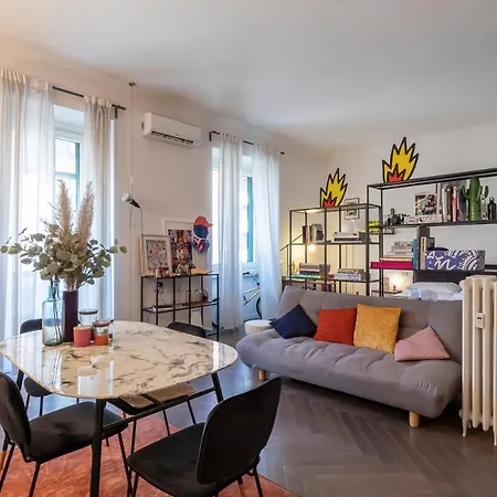 Renovated Flat Imbriani 8 *
