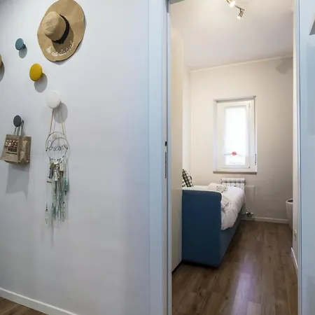 Easylife: Modern Trilocale In Gioia-porta Nuova Apartment *
