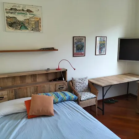 Πανσιόν Stanza In Zona Solari In Incantevole *