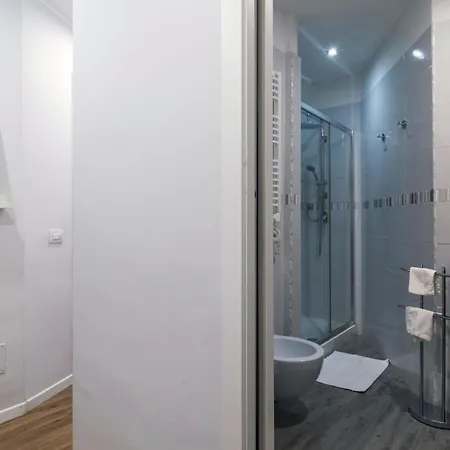 Easylife: Modern Trilocale In Gioia-porta Nuova Apartment *