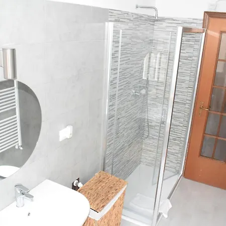 L'arche Comfort&relax - Gambara Square Di Via Palma شقة *