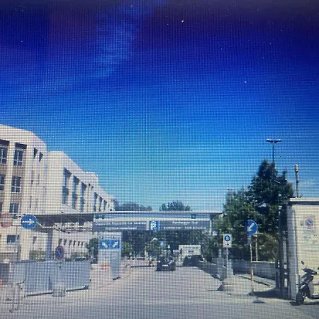 Residenze Niguarda E מילאנו