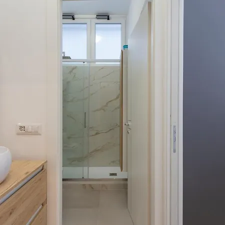 I Host - Val Strona 6 Apartment Milan