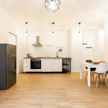 Apartmán Easylife - Ampio E Luminoso Bilocale In Affascinante Quartiere Nolo