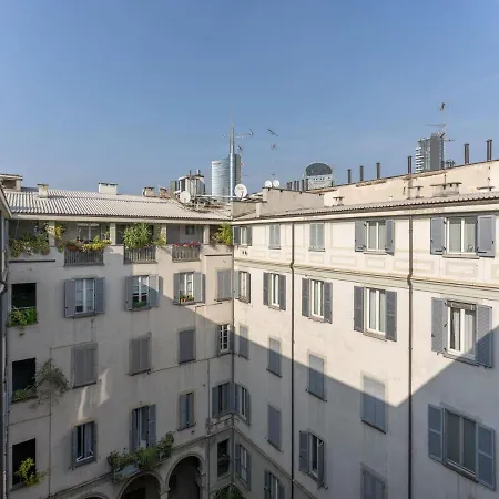 The Rent - Lovely One-bedroom In Moscova Milano
