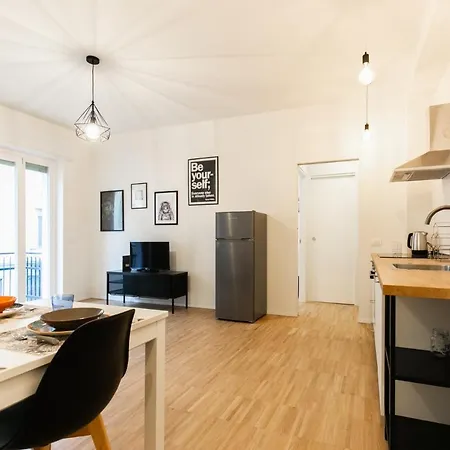 Easylife - Ampio E Luminoso Bilocale In Affascinante Quartiere Nolo Apartmán *