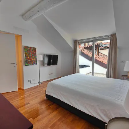 Crocetta - Design With Terrace