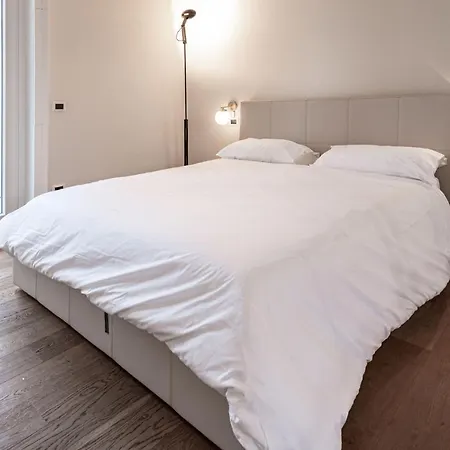 Montello Livings, Exclusive Terrace And Skyline View Apartment