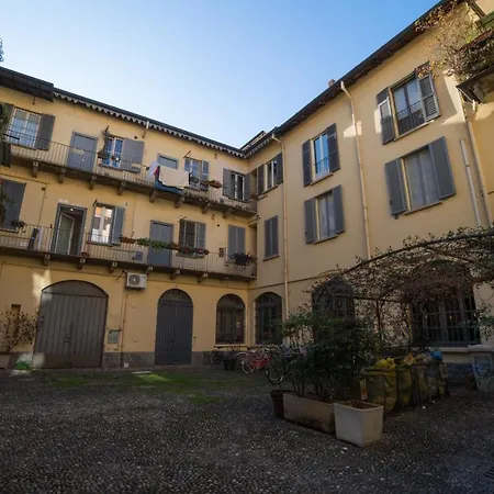 Navigli-centro-universita, Amazing New