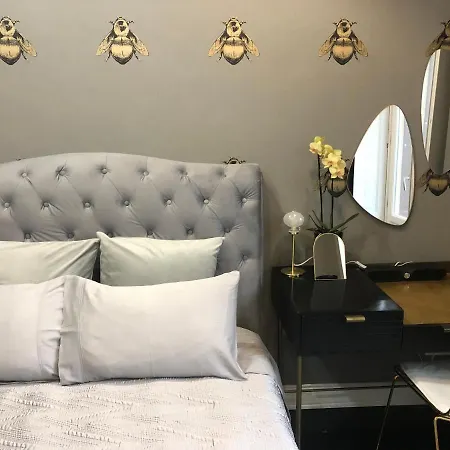 Lippi 42 With Private Garden Milano