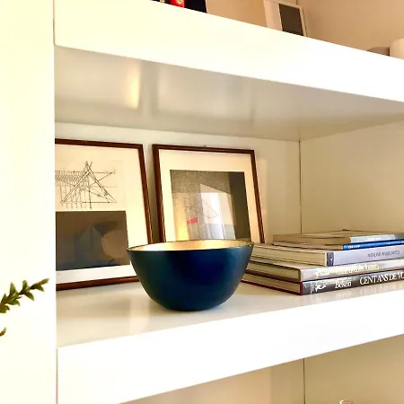 Appartamento Lily Pads -elegant Apartment- In The Center Milano