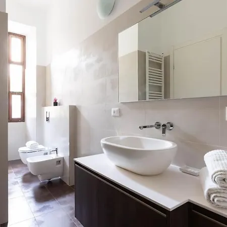 Porta Nuova Diamond Tower Flat 아파트