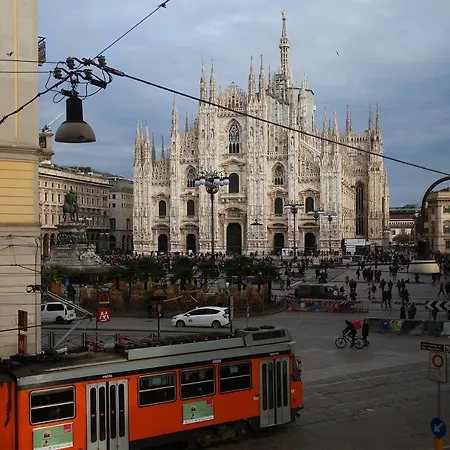 Easy Italy Balcony Apartman