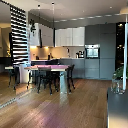 Apartment Lr Deluxe - Fondazione Prada - Metro M3 Milan