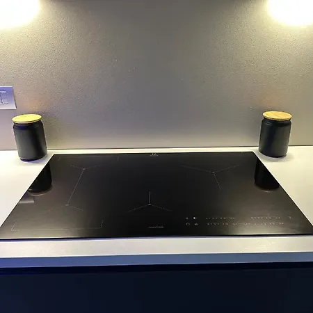 Lr Deluxe - Fondazione Prada - Metro M3 Milan