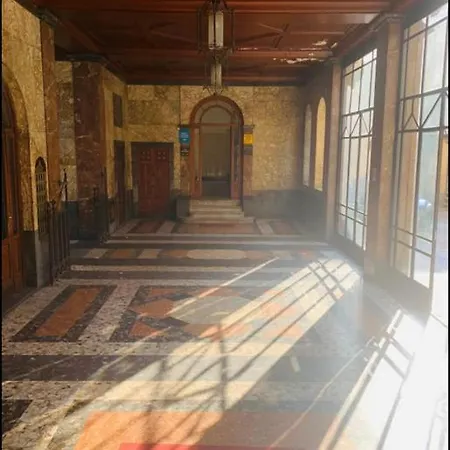 Station Group - Via Sammartini 15 Guest house *