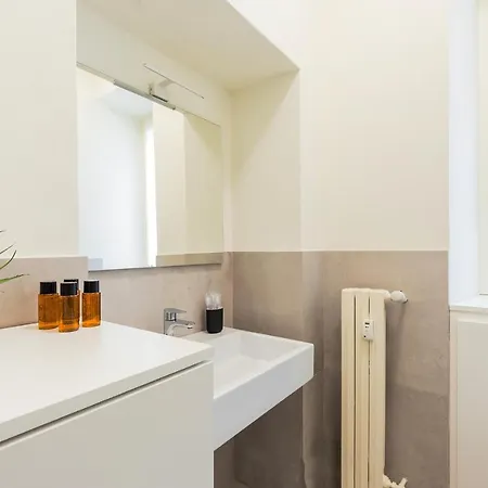 Apartament Retreats Duomo Carrobbio Mediolan