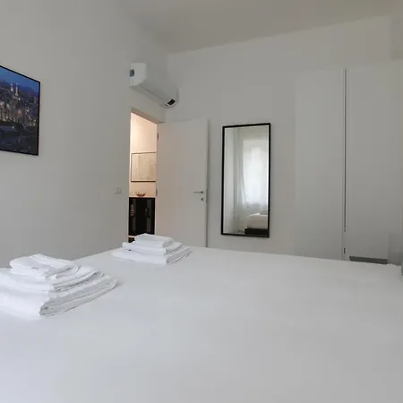 Lovely - Lovely Porta Romana * 밀라노