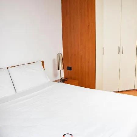 Apartmanhotel Easy - And Navigli Milánó