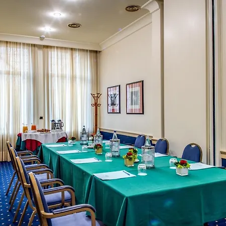 Hotel Auriga 4*