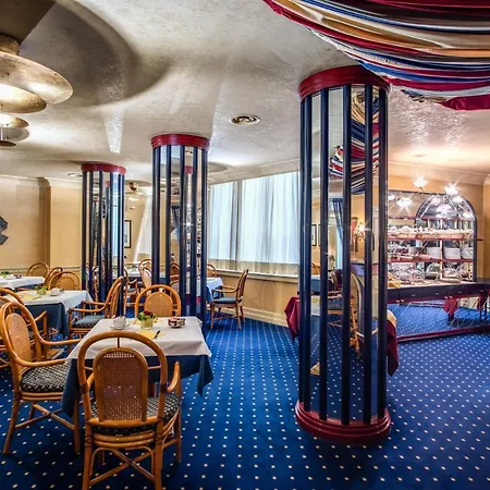 Hotel Auriga 4*