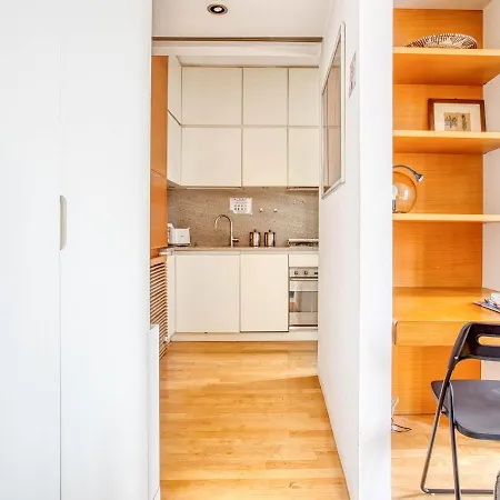 Joivy Vibrant With Balcony * Milan