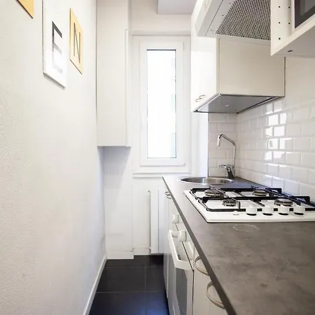 Apartamento Cristoforo Porta Ticinese 4pax Wifi *
