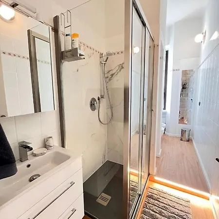 Apartment Kibilu - Via Taormina - Ospedale Niguarda - Isola Milan