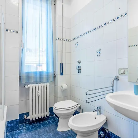 Zona Navigli - Smart House Con Tv 50 E Fast Wifi 米兰
