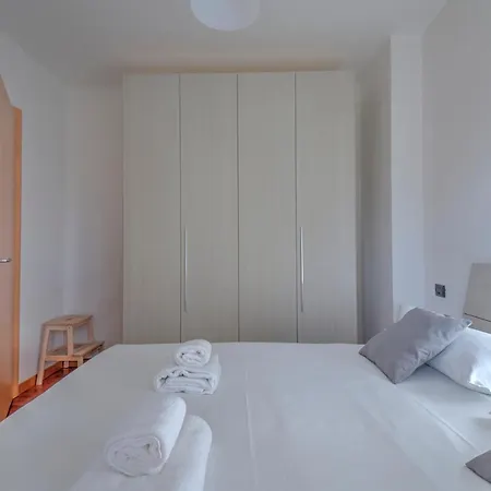 Appartamento New With Terrace - Pampuri 7 *