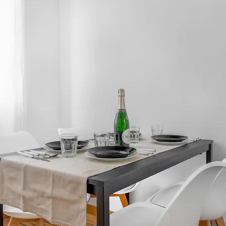 Duomo 7 Minuti Exclusive Vercelli Apartament *
