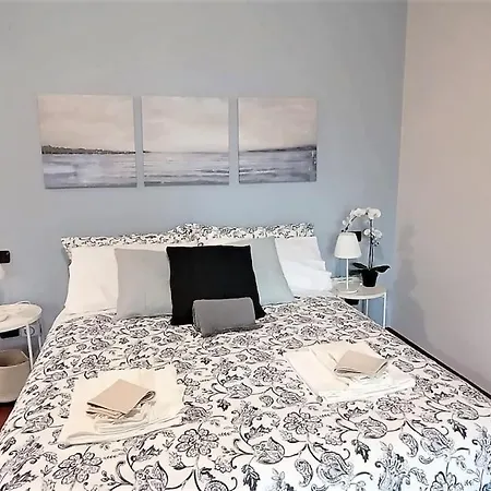 Casa Vacanze Forze Armate - Silenzioso E Confortevole Milan