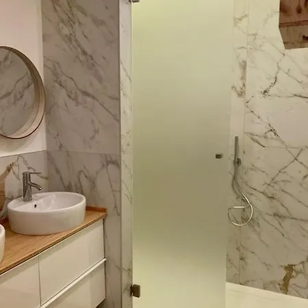 I Della 2 Apartment