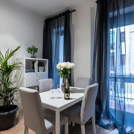 Apartamento 1,2 Porta Centro Parking Free