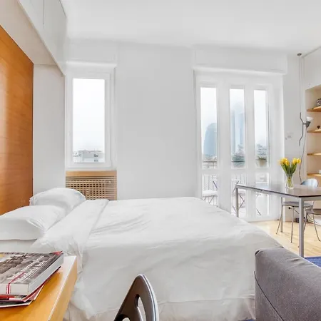 Apartment Joivy Vibrant With Balcony *