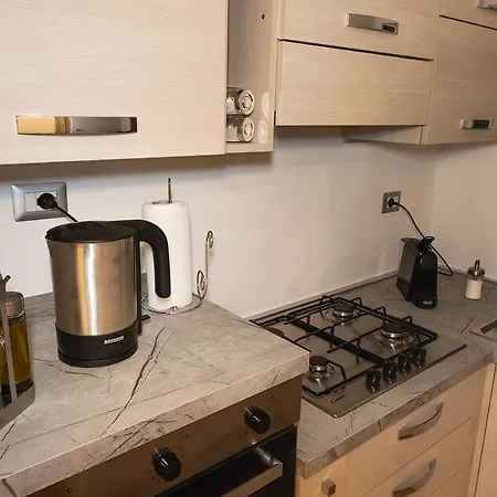 N&ghomesweethome Raffaelloelegante Ideale Affari Milán