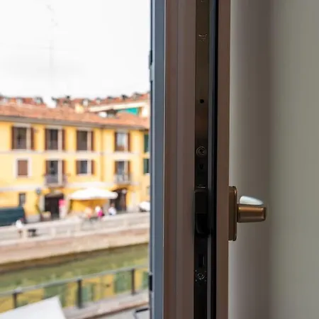 Appartement Bilocale Con Affaccio Sulla Darsena Milaan