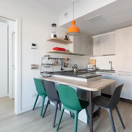 Апартаменты Renovated Politecnico Terrace Apt *