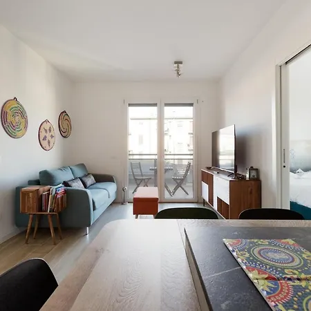 Renovated Politecnico Terrace Apt Милан