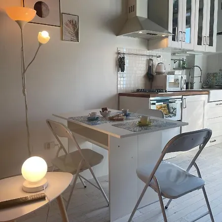 Porta Romana Bella 2 ! Centro 米兰