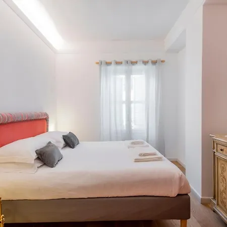 Apartment Royal - Centro Duomo Milan