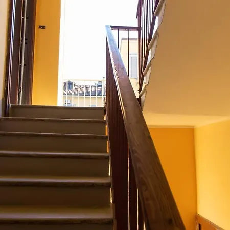 Exclusive Plus Parking Apartment Milan