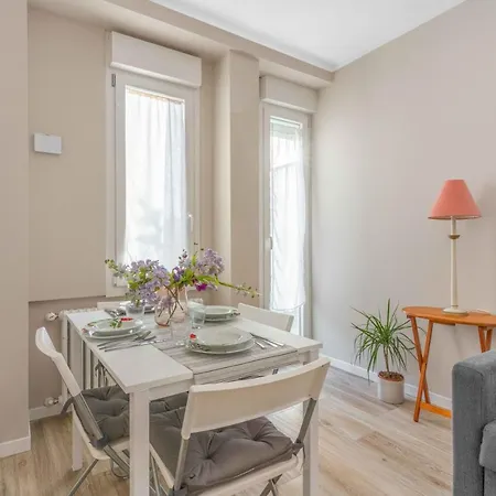 Bo13 -crescenzago- Bright - Wifi - Elegant Apartamento