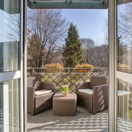 Joivy Delightful Flat With Balcony Apartman *
